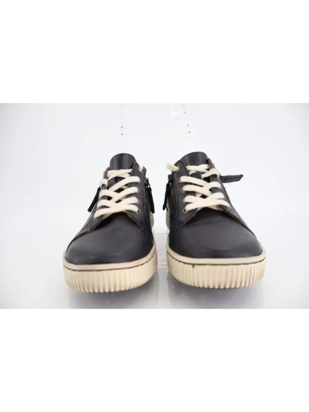 Born Women Paloma Sneaker Sz 6.5 Black Leather Low Top Lace Up Casual Shoe Comfy